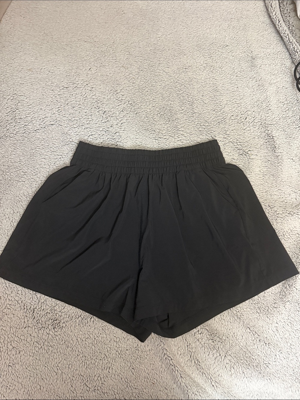 Vuori Black Athletic high -Waist Shorts